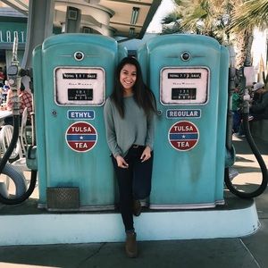 Meet your Posher, Celine